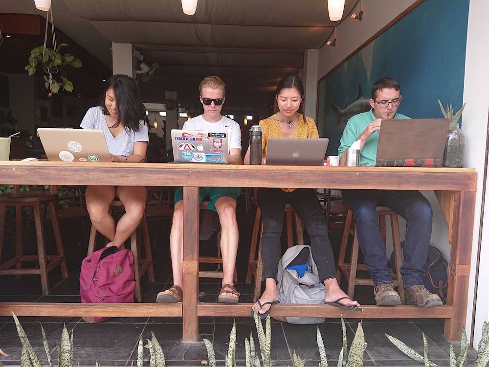 Amy, Ryan, Jein, and Sam hard at work in Puerto Ayora. (photo by Daniel Zünd)